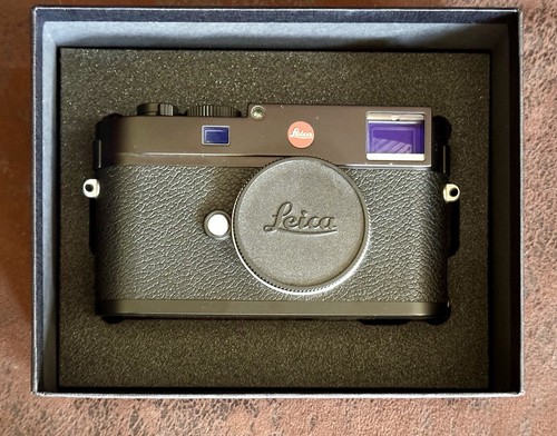 Leica camera mint - leica, 262)