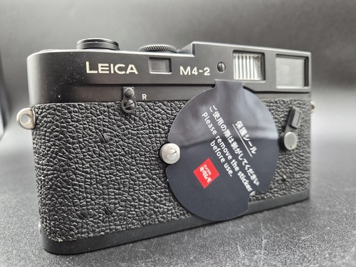 Leica black 35mm - leica,