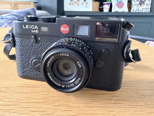 Leica black 35mm - ttl, 0.72