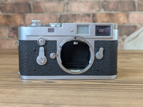 Leica 35mm rangefinder - leica, m2