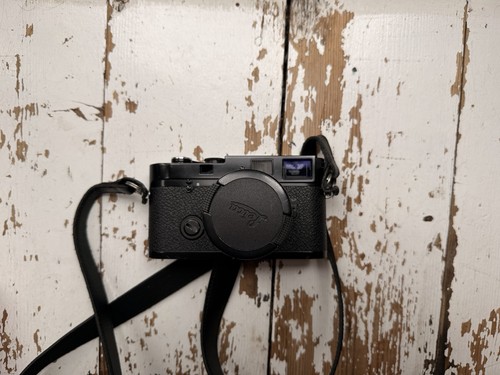 Leica film camera black - mp,