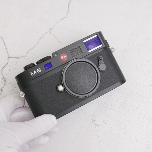 Leica digital rangefinder - m8,