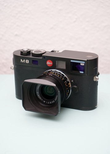Leica 35mm digital - m8,