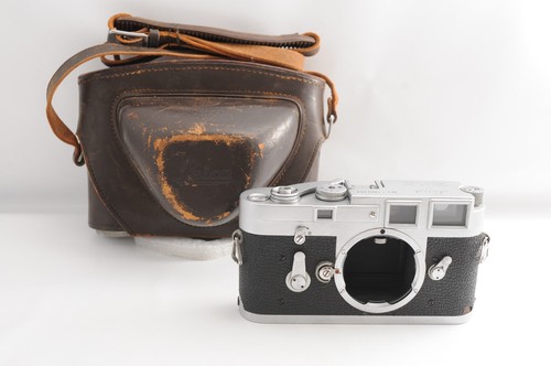 Exc case leica m3 single - w/case],